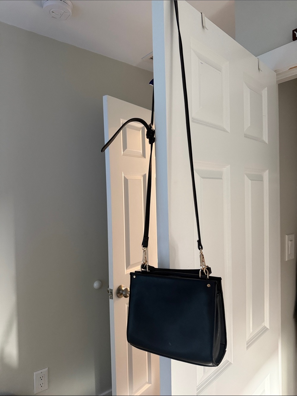 Black Crossbody